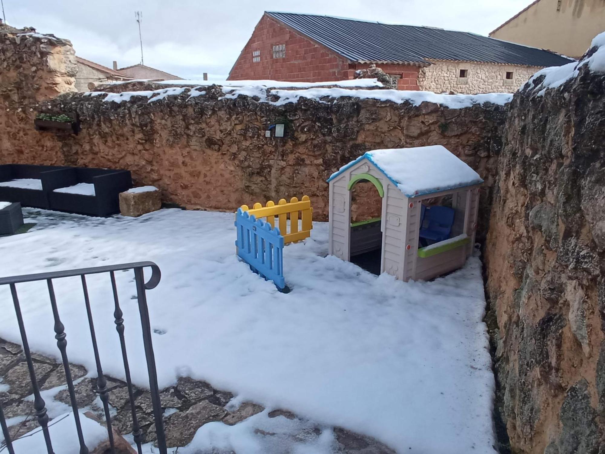 La Hacendera Entre Hoces - 20-28Pax-10 Hab Con Banos En Suite Maderuelo Exterior foto